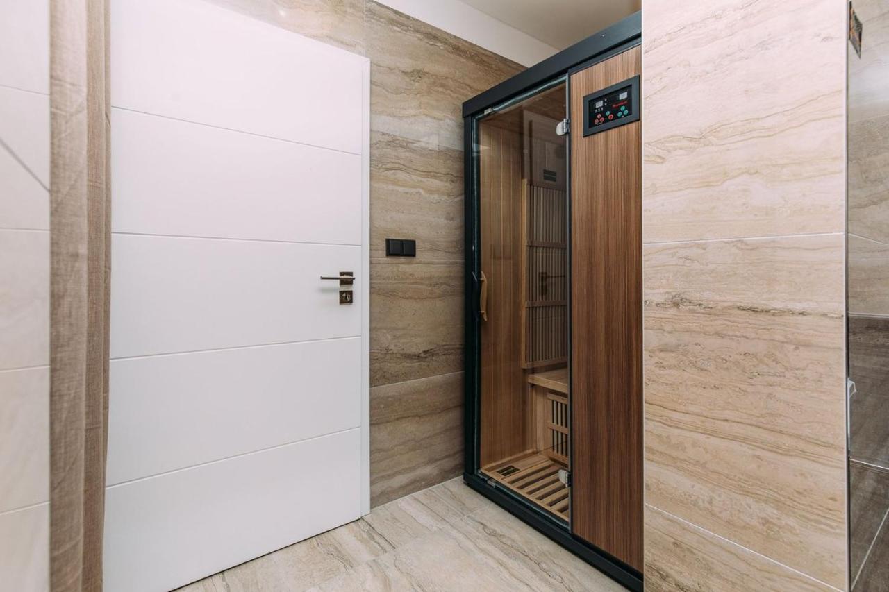 Ea Hotel Kraskov Stary Dvur Exterior photo