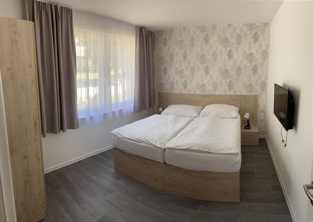 Ea Hotel Kraskov Stary Dvur Exterior photo
