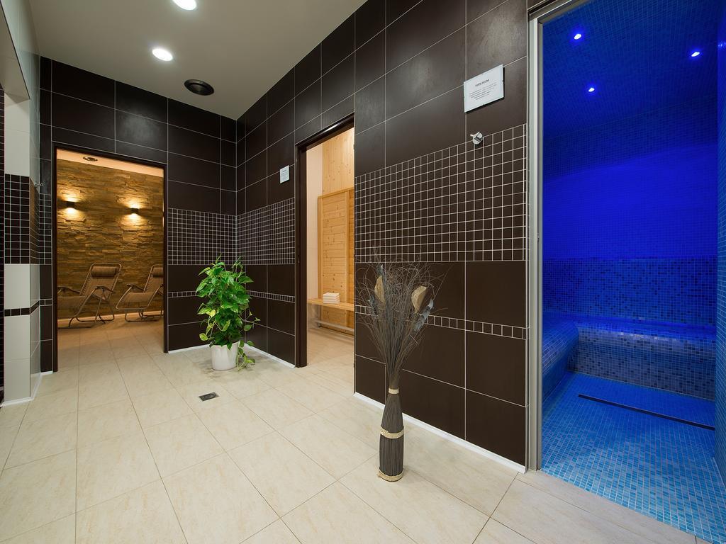 Ea Hotel Kraskov Stary Dvur Exterior photo